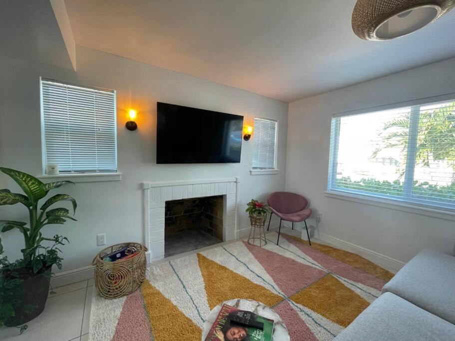 Jungle Cottage With Luxury Pool, Hot Tub And More! Lake Worth Beach Exterior photo